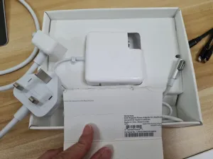 Apple 60W Magsafe Power Adapter