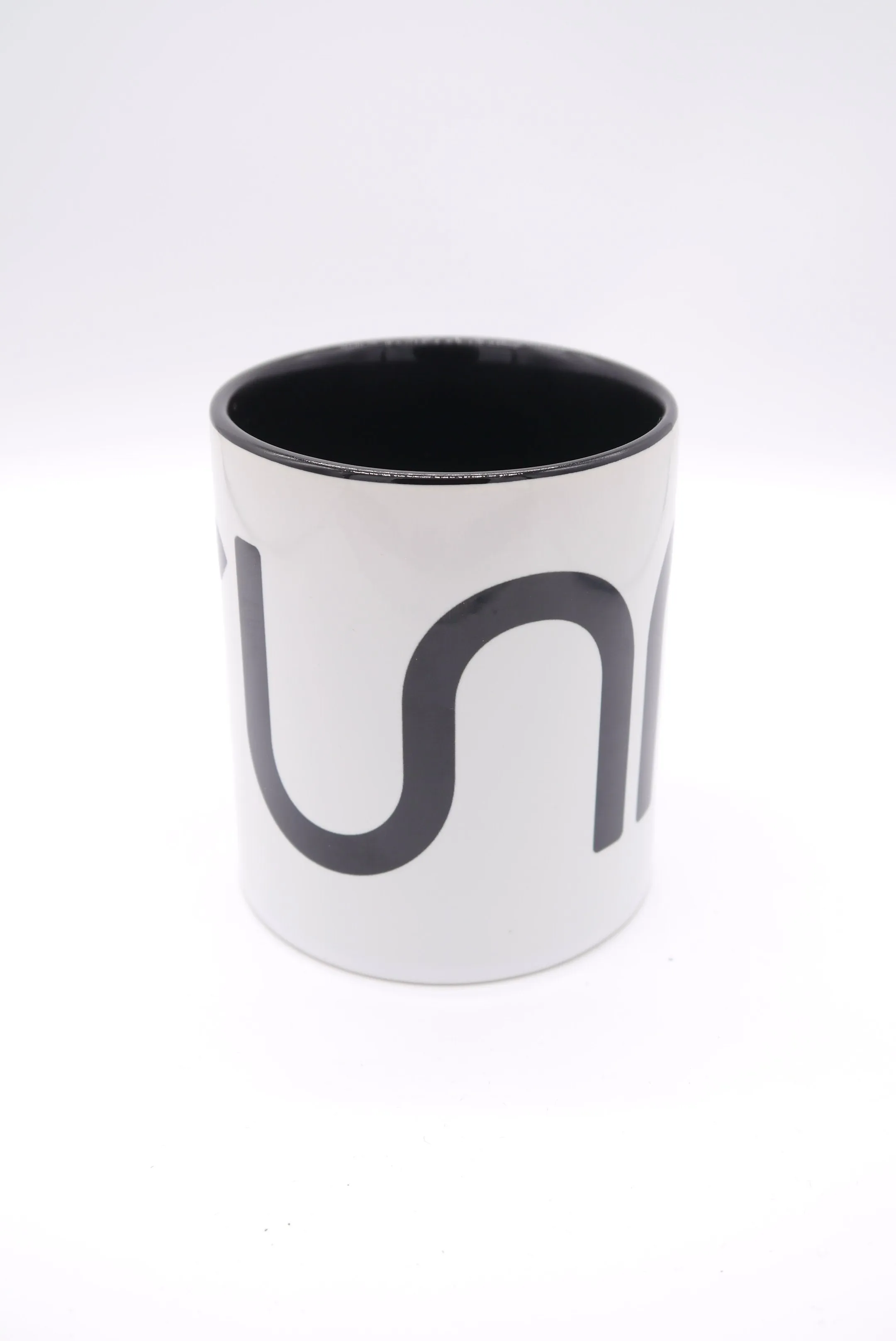 Black Runr Mug