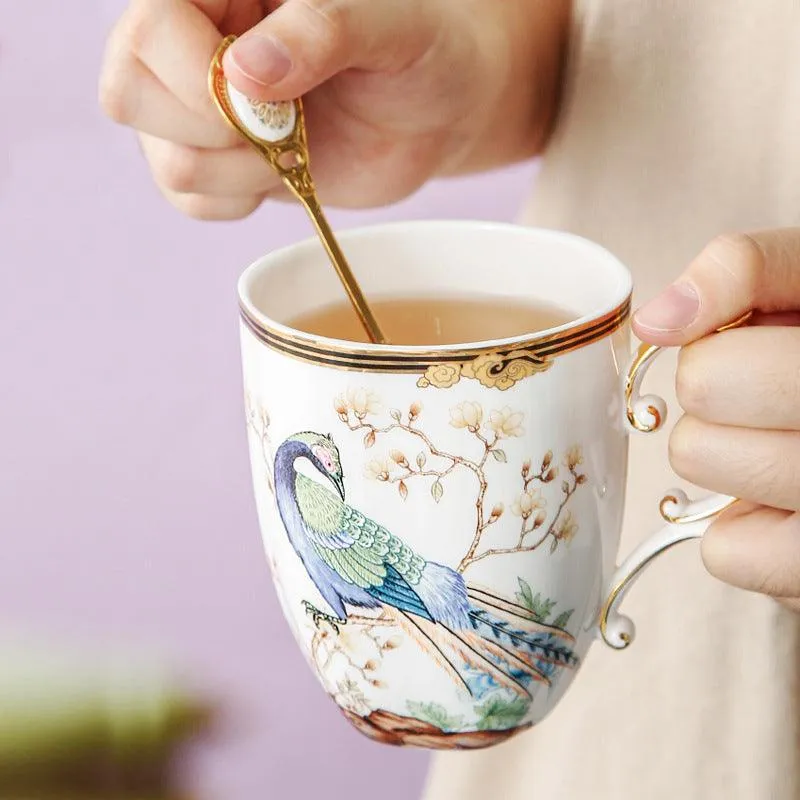 LUXURY MUG WITH PEACOCK PRINT