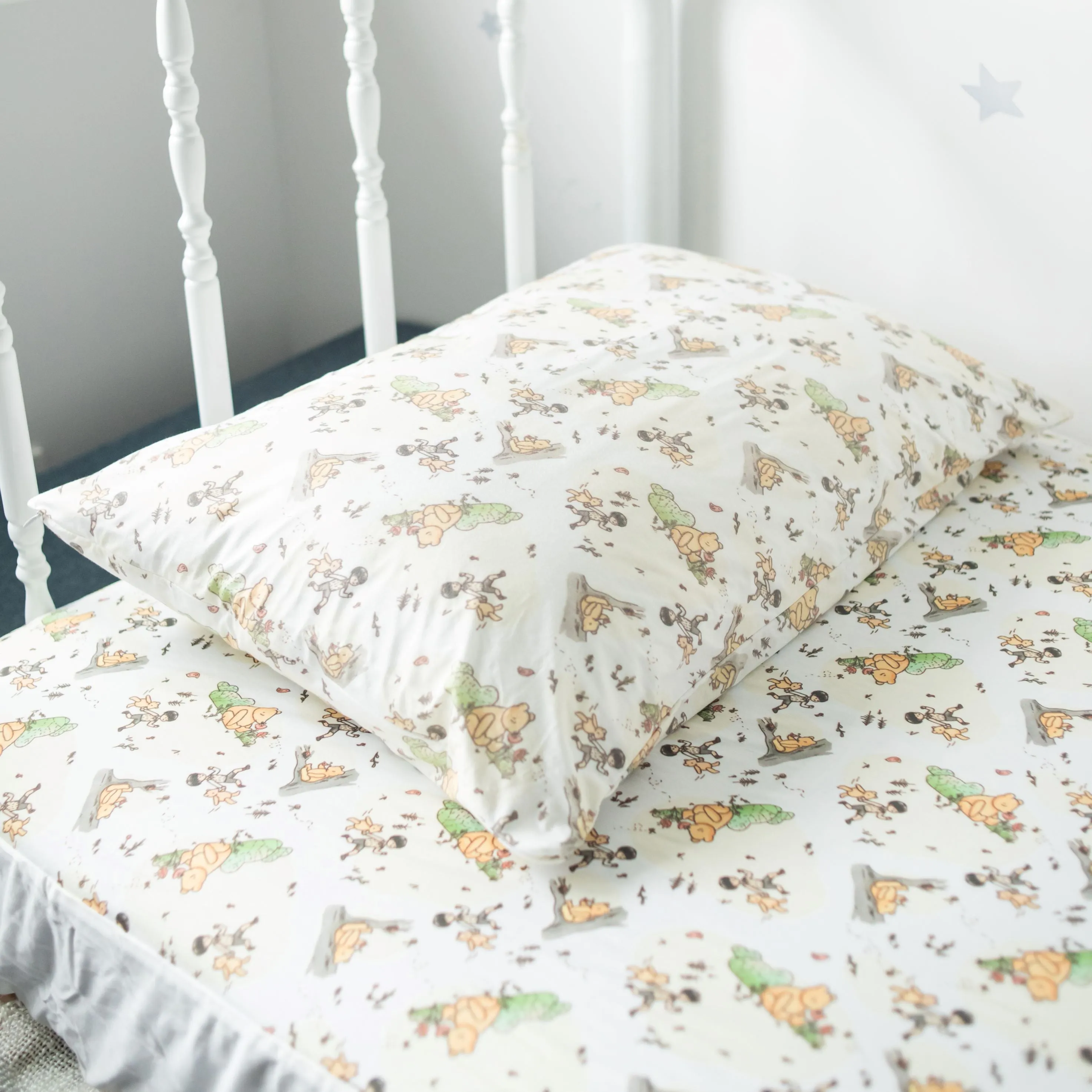 No-Leak Bamboo Pillow Case | Classic Pooh